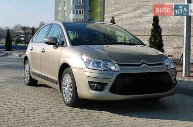 Хетчбек Citroen C4 2010 в 