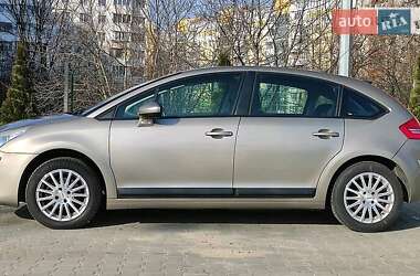 Хетчбек Citroen C4 2010 в 