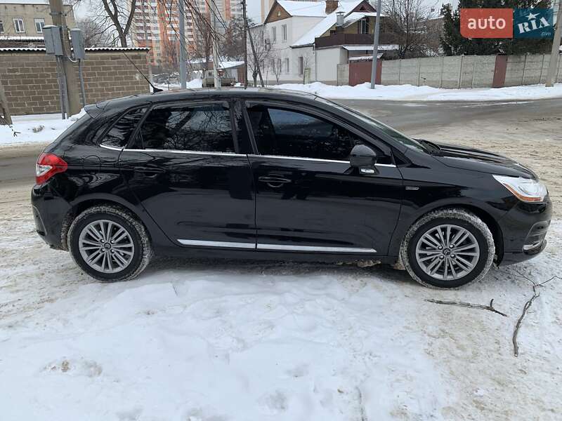Хэтчбек Citroen C4 2014 в Харькове