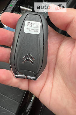 Хэтчбек Citroen C4 2021 в 