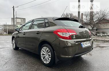 Хетчбек Citroen C4 2015 в Дніпрі