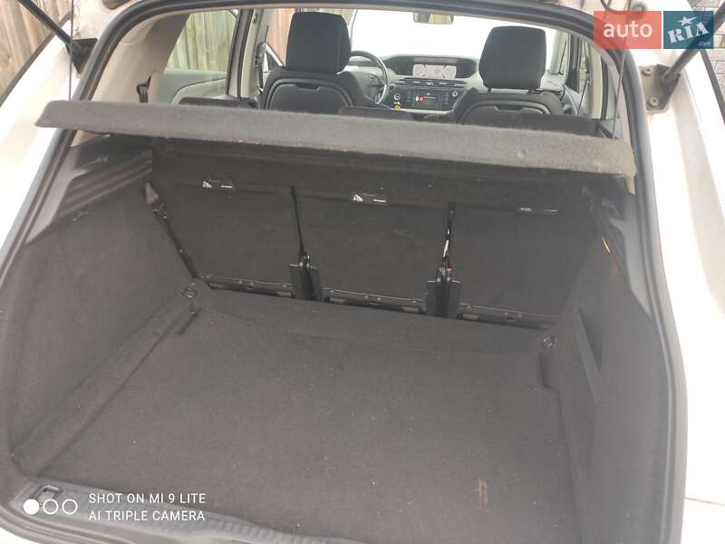 Хэтчбек Citroen C4 2014 в Броварах