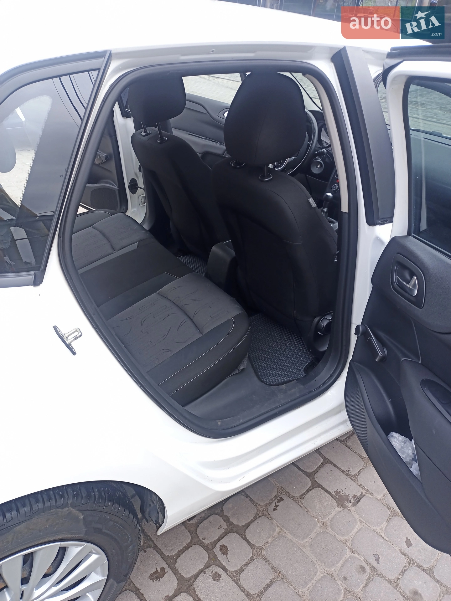 2017 Citroen C4 - мініатюра 11