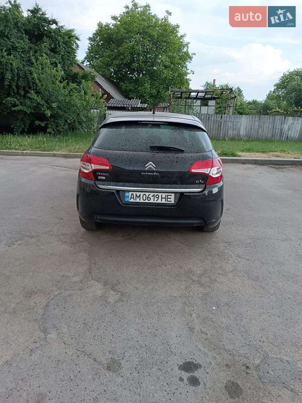 Хетчбек Citroen C4 2013 в Романіву