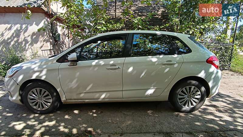 Хетчбек Citroen C4 2011 в Камені-Каширському