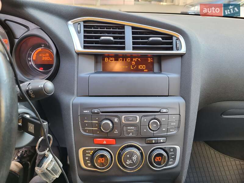 Хетчбек Citroen C4 2013 в Києві