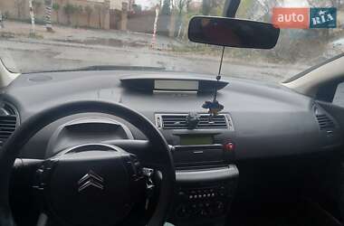 Хэтчбек Citroen C4 2005 в 
