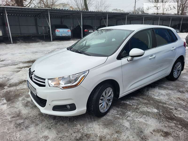 Хэтчбек Citroen C4 2012 в Шостке