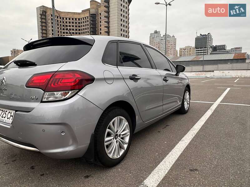 Хэтчбек Citroen C4 2016 в Киеве