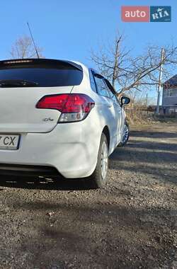 Хэтчбек Citroen C4 2015 в Снятине