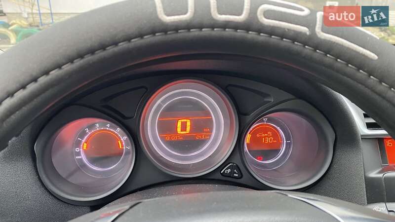 Хетчбек Citroen C4 2011 в Володимирі фото 15 Хетчбек Citroen C4 2011 в Володимирі