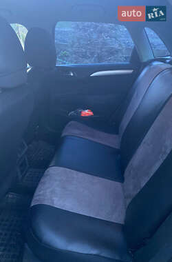 Хэтчбек Citroen C4 2013 в 