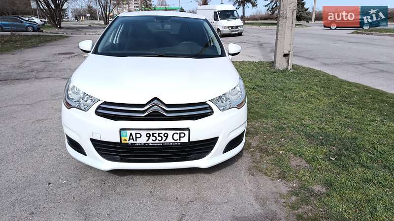Хетчбек Citroen C4 2014 в Запоріжжі