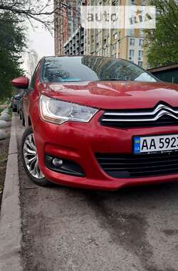 Хэтчбек Citroen C4 2014 в Киеве