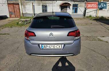 Хэтчбек Citroen C4 2015 в 
