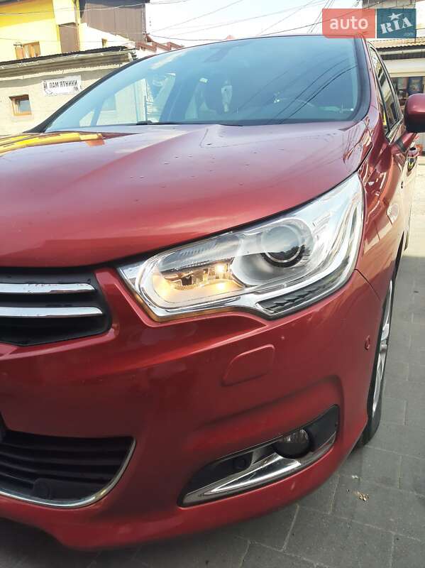 Хэтчбек Citroen C4 2013 в Тячеве