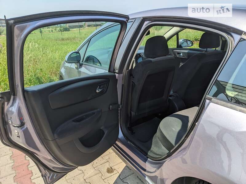 Хэтчбек Citroen C4 2006 в Хусте фото 12 Хэтчбек Citroen C4 2006 в Хусте