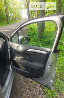 Хэтчбек Citroen C4 2012 в 