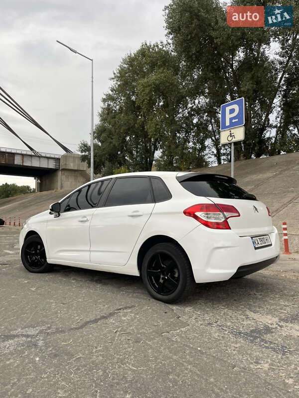 Хэтчбек Citroen C4 2012 в Киеве фото 4 Хэтчбек Citroen C4 2012 в Киеве