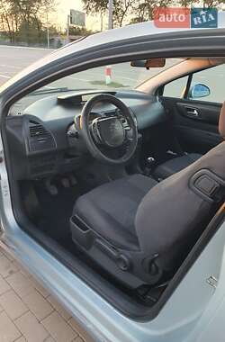 Хэтчбек Citroen C4 2005 в 
