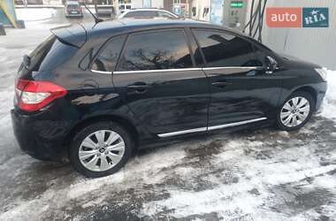 Хэтчбек Citroen C4 2011 в 