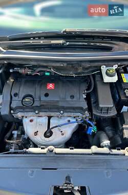 Купе Citroen C4 2006 в  фото 8 Купе Citroen C4 2006 в