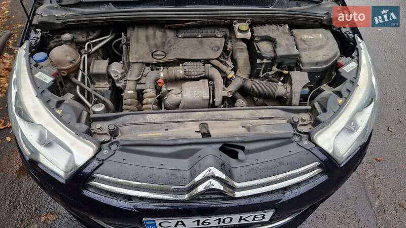 Хетчбек Citroen C4 2015 в Умані