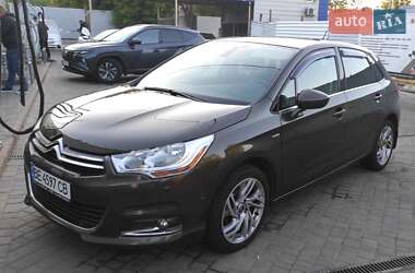 Хэтчбек Citroen C4 2013 в 