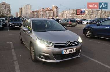Хэтчбек Citroen C4 2015 в 