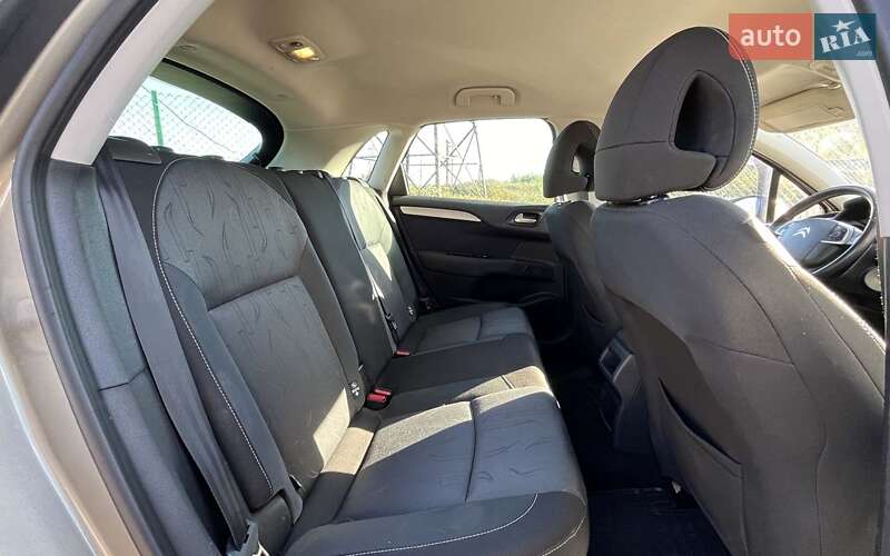 Хетчбек Citroen C4 2011 в Стрию