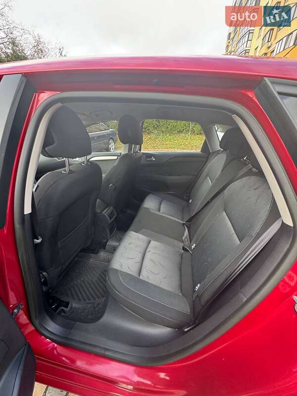 Хетчбек Citroen C4 2014 в Львові