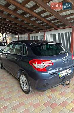 Хэтчбек Citroen C4 2012 в Полтаве