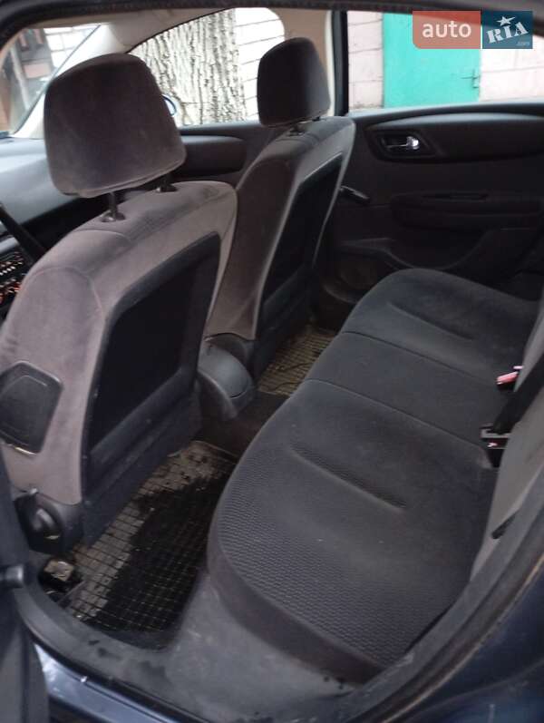 Хэтчбек Citroen C4 2006 в Пятихатках