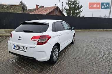 Хэтчбек Citroen C4 2012 в 