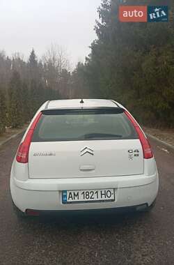 Хэтчбек Citroen C4 2009 в 