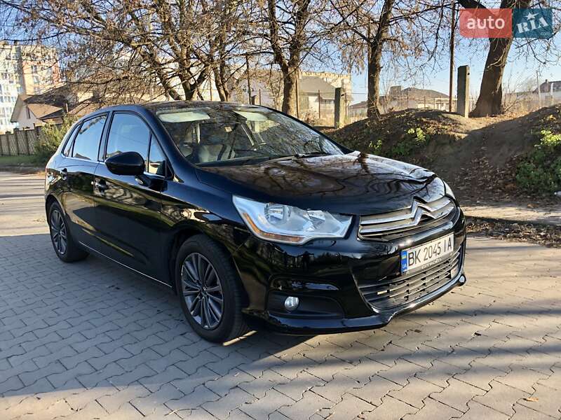 Хэтчбек Citroen C4 2012 в Ровно