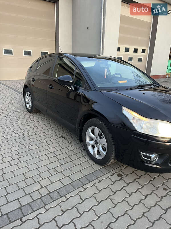 Хетчбек Citroen C4 2010 в Калуші