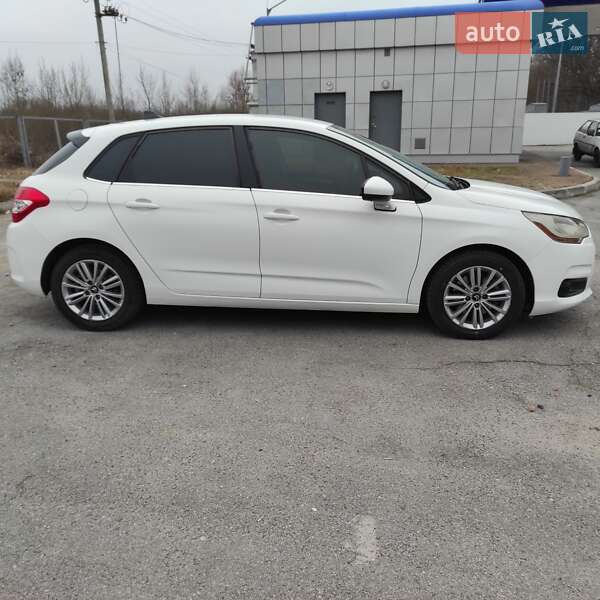 Хетчбек Citroen C4 2010 в Хмільнику