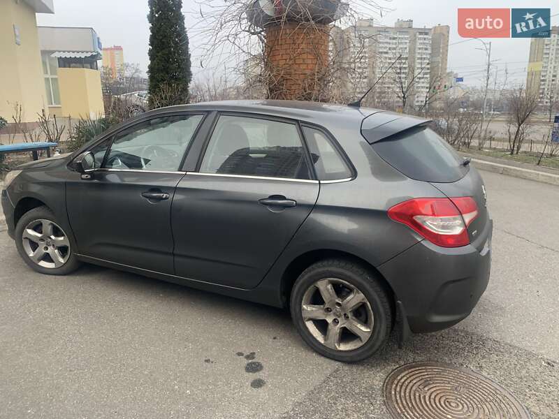 Хэтчбек Citroen C4 2012 в Киеве