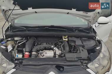 Хэтчбек Citroen C4 2010 в 