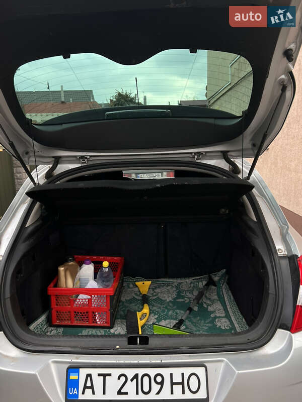 Хэтчбек Citroen C4 2011 в Ивано-Франковске фото 5 Хэтчбек Citroen C4 2011 в Ивано-Франковске