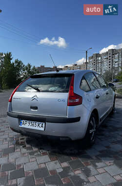 Хэтчбек Citroen C4 2006 в 