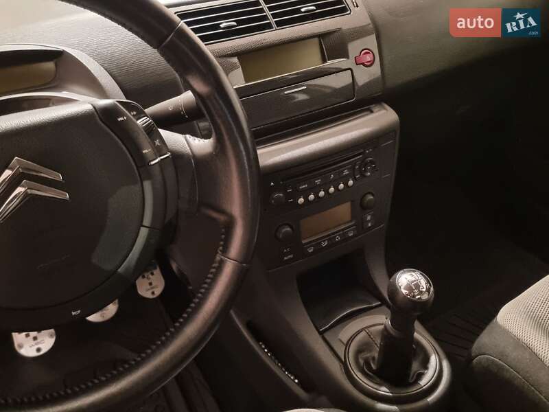 Купе Citroen C4 2008 в Киеве фото 19 Купе Citroen C4 2008 в Киеве