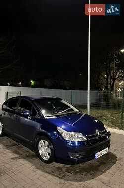 Хэтчбек Citroen C4 2006 в 