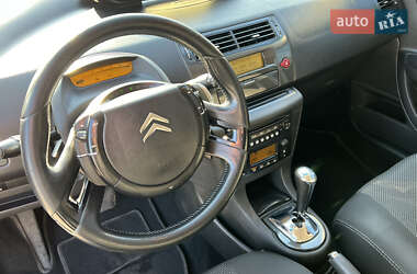 Хэтчбек Citroen C4 2006 в 