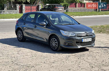 Хэтчбек Citroen C4 2012 в 