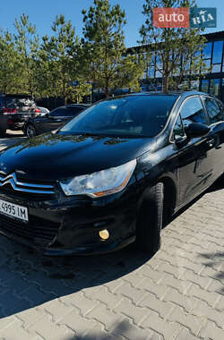 Хэтчбек Citroen C4 2010 в 