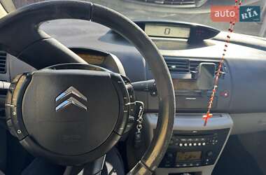 Хэтчбек Citroen C4 2006 в 