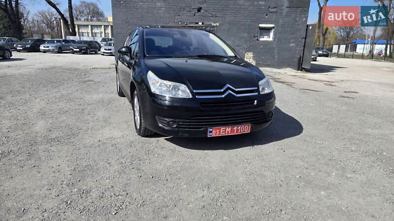 Хэтчбек Citroen C4 2008 в Каменском