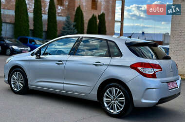 Хэтчбек Citroen C4 2011 в 